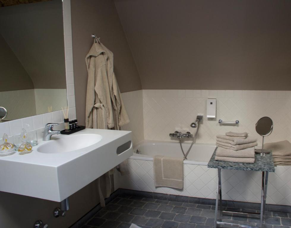 Hotel Het Oud Gemeentehuis Даме Стая снимка